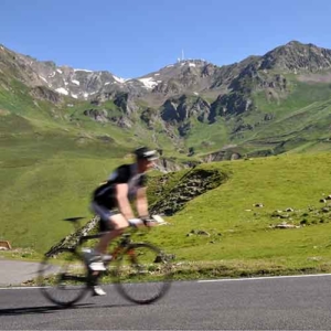 Vélo dans les Pyrénées depuis votre camping